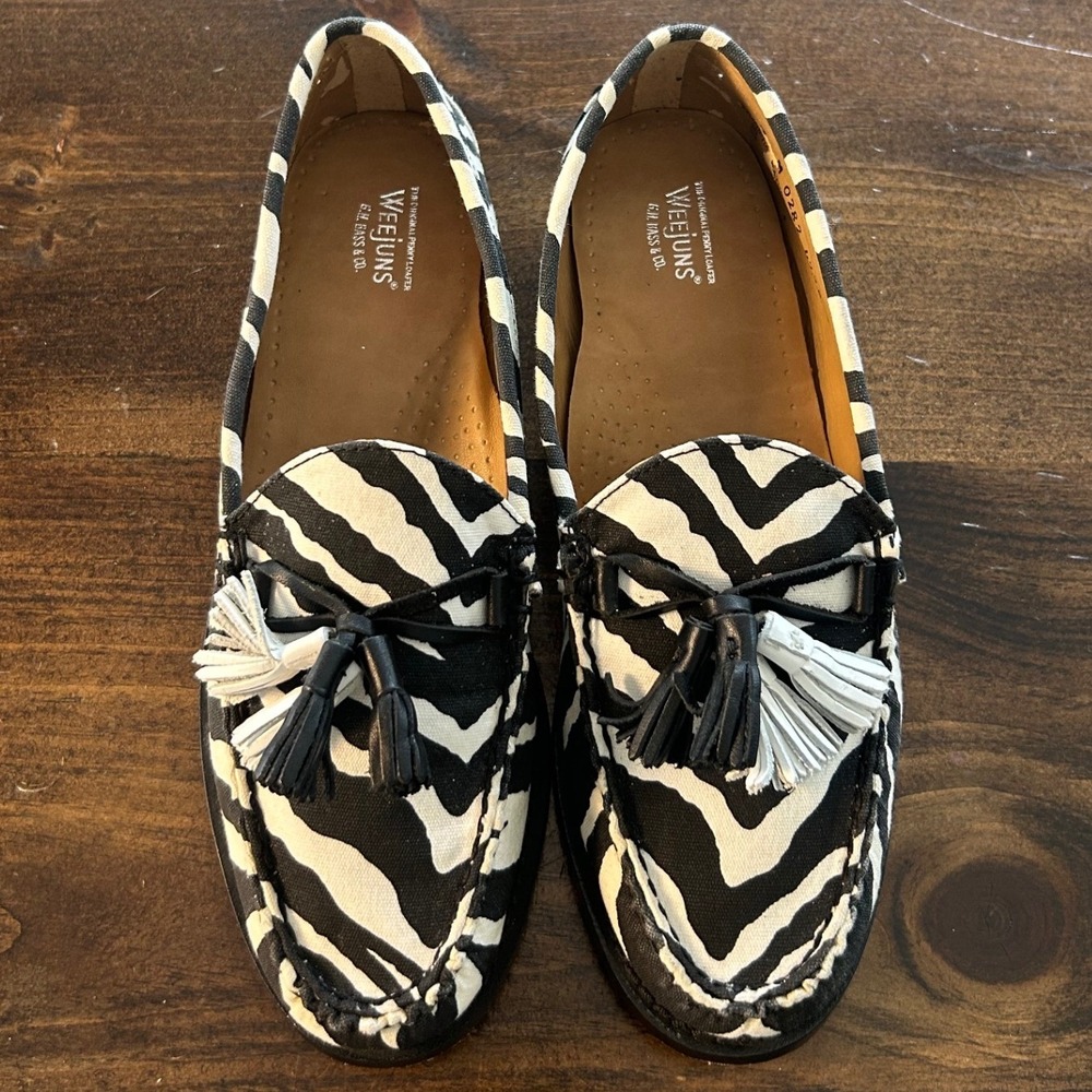 G.H. Bass Weejuns Tassel Loafers 7 Black White Zebra Animal Print Safari Preppy - Picture 3 of 10